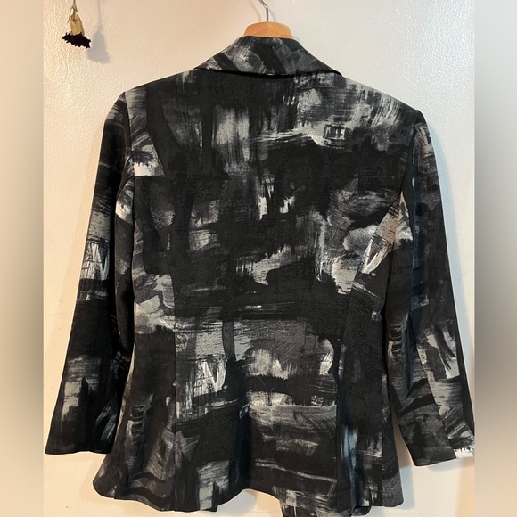 Guess Los Angeles Brush Stroke Printed Blazer - Picture 2 of 7